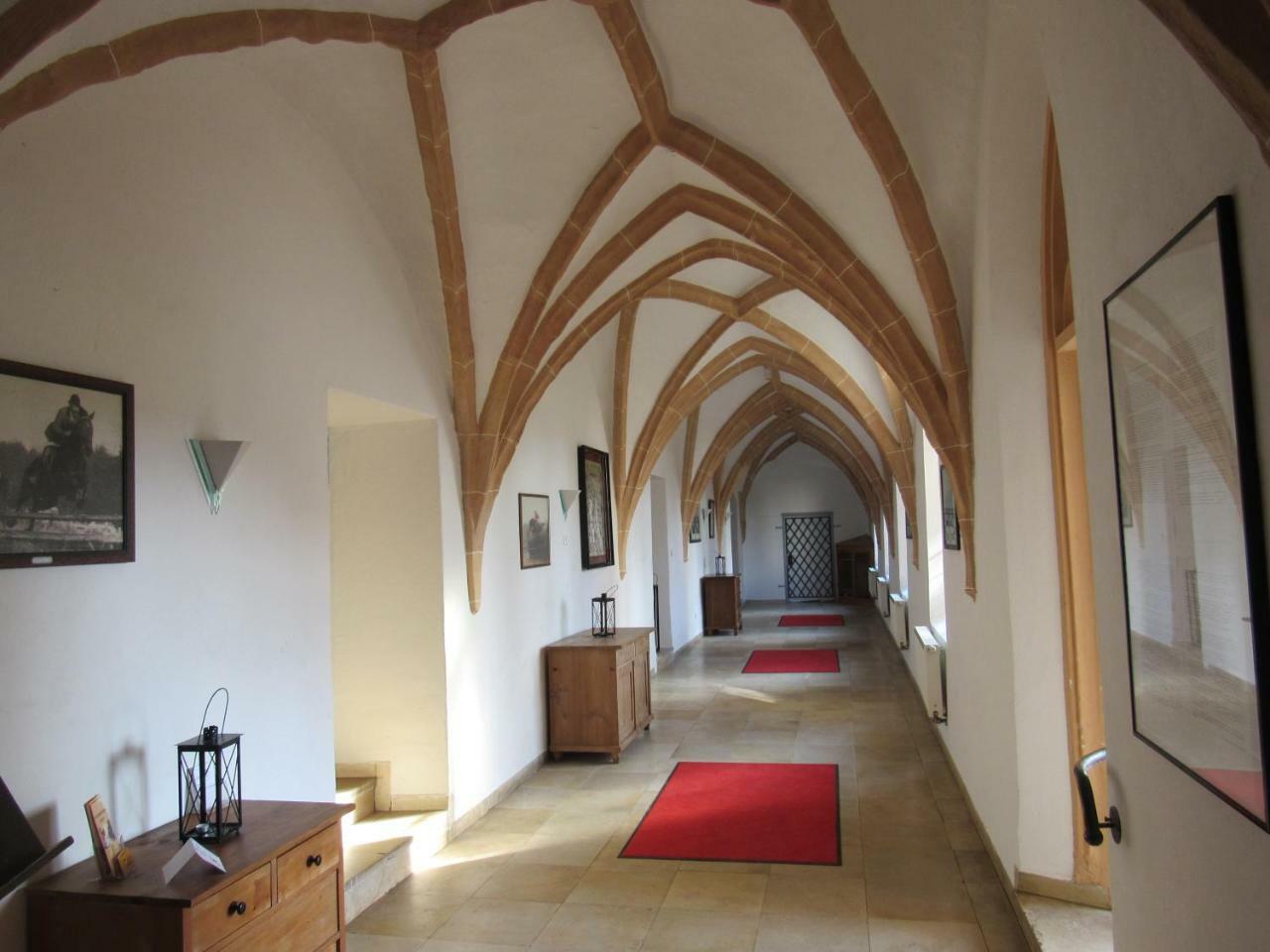 Kloster Seligenporten Hotel Exterior photo
